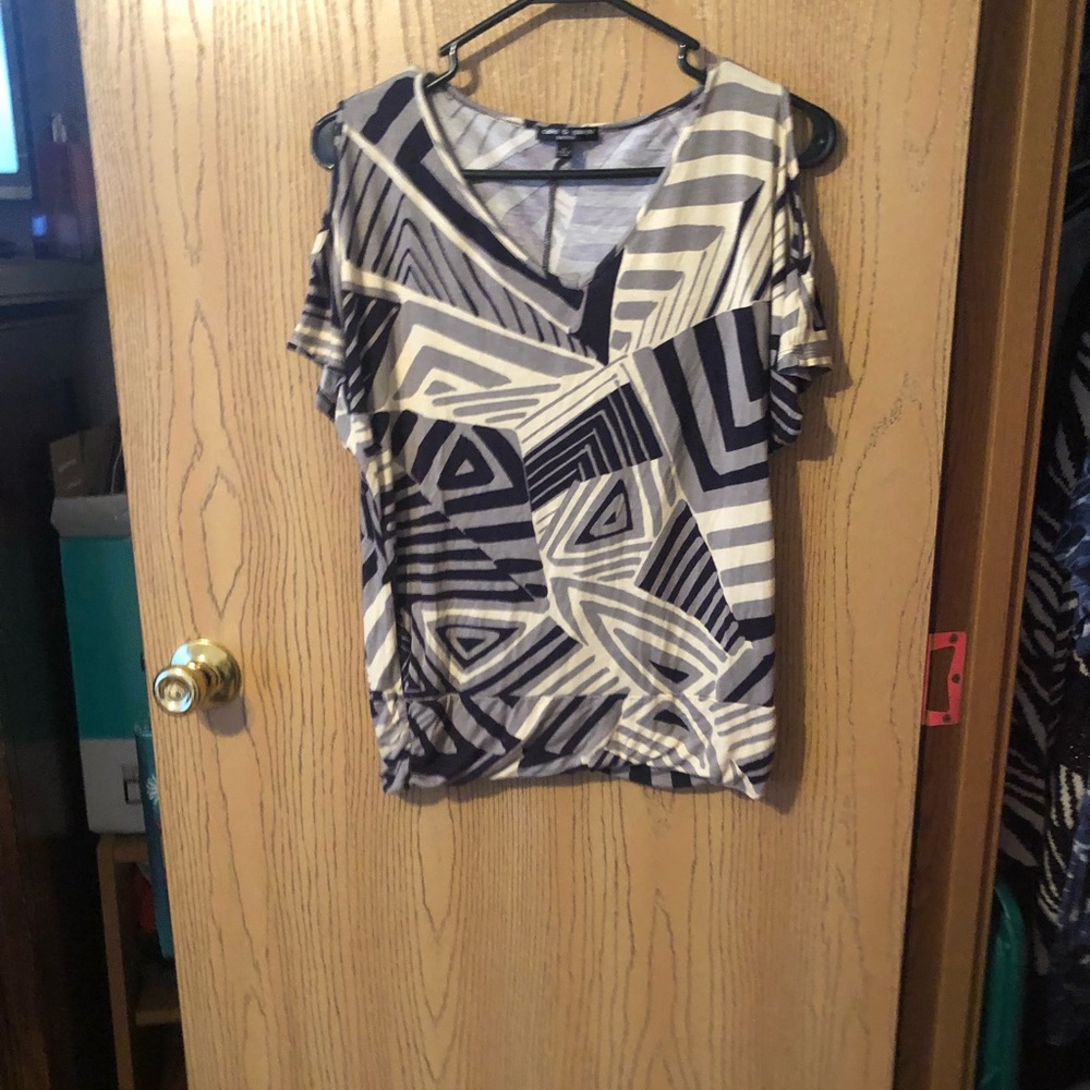 Navy blue and gray short sleeve shirt